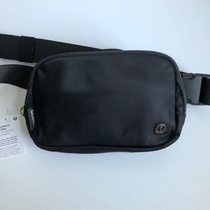 Lululemon Athletica Everywhere Belt Bag in Black Brand New With Tags